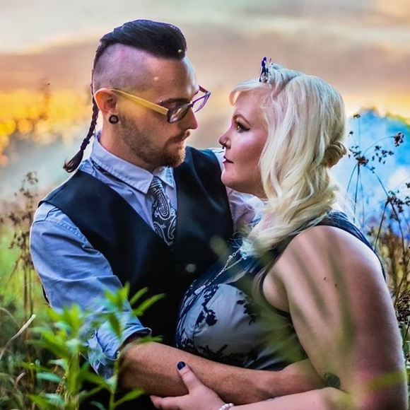 Meet your Posher, Heather - Picture 1 of 1